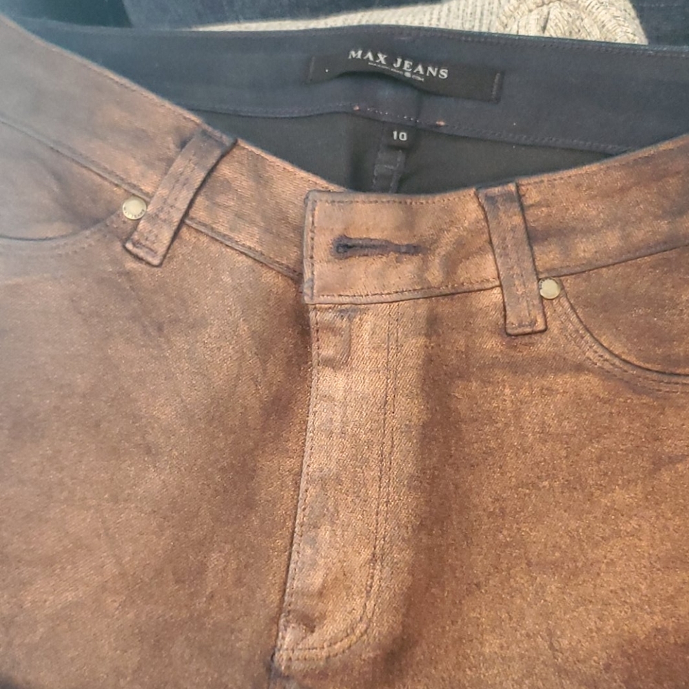Max Studio Bronze Metallica Jeans Gem